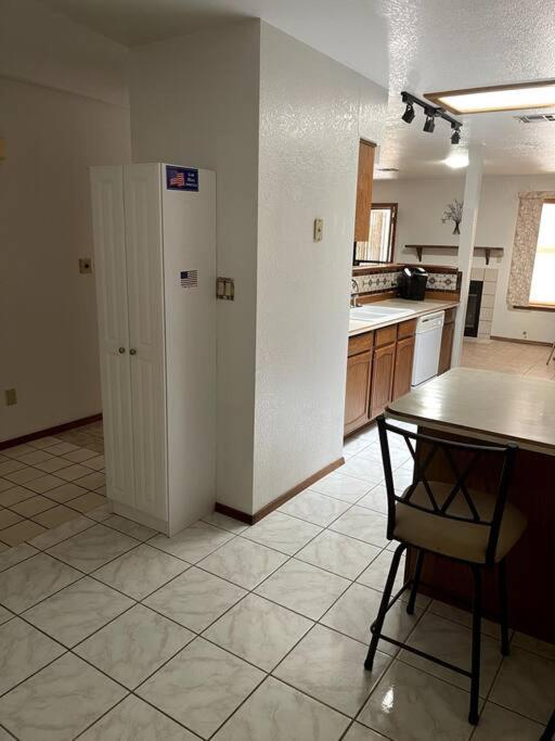 Townhouse, Two Car Garage, Fireplace Back Yard Las Cruces Esterno foto