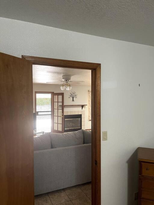 Townhouse, Two Car Garage, Fireplace Back Yard Las Cruces Esterno foto